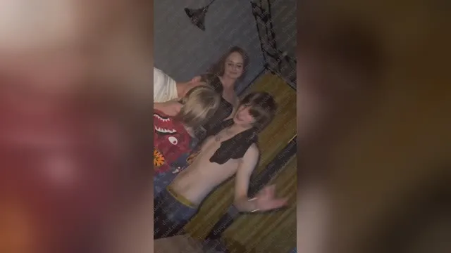 Rejestracja rosyjskich pierwszoklasistów - kilka dziewcząt straciło dziewictwo